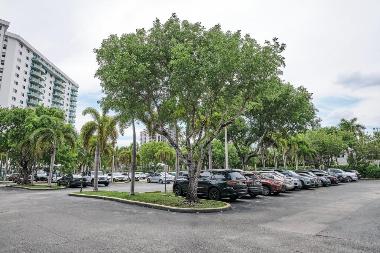 Miami Beach Collins Ave Apartments Free Parking Sunny Isles Beach Bagian luar foto