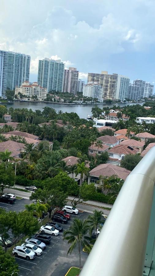 Miami Beach Collins Ave Apartments Free Parking Sunny Isles Beach Bagian luar foto
